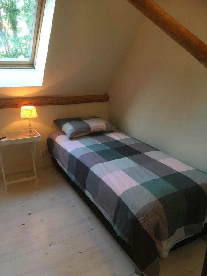 De Hocht Bed & Breakfast Nes  Екстериор снимка